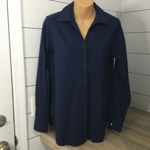Foxcroft blouse womens size 6 shaped, stretch long‎ sleeve